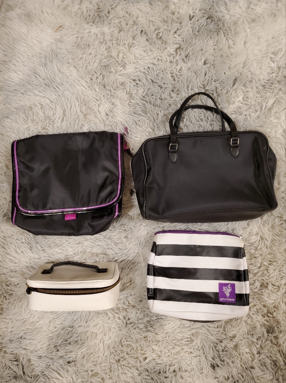 Black & White Cosmetic Bag Set